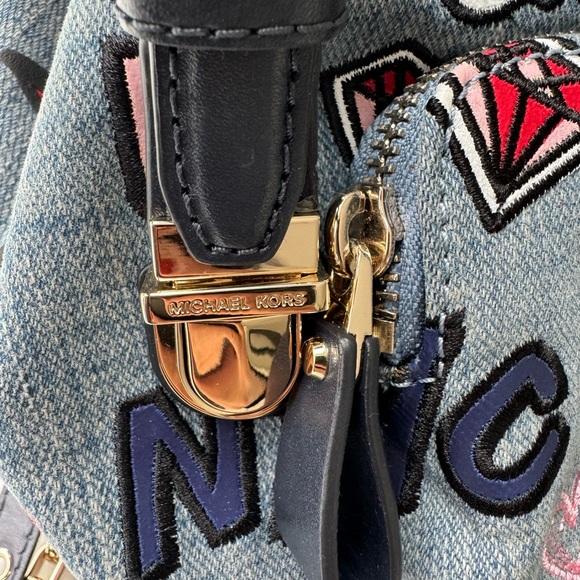 Michael Kors Beacon Small Embroidered Denim
Backpack Brand New! - Picture 11 of 12